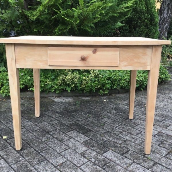 Alter Tisch, Esstisch, Holztisch, Küchentisch (Shabby, Landhausstil)