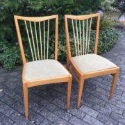 2 Bähre Stühle mit Sprossenlehne (40er/50er Jahre, Vintage), Holzstühle