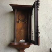 Uhrenkasten, Schränkchen (Gründerzeit) Uhrenkasten, Schränkchen (Gründerzeit)