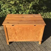 Holzkiste, Truhe, Aufbewahrungsbox, Deckeltruhe