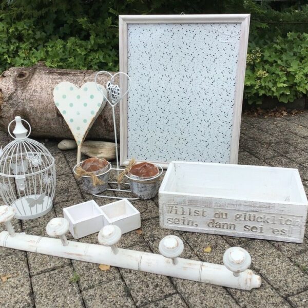 Konvolut: Shabby-chic Dekoration, Landhausstil