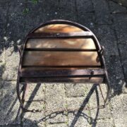 Alte Kinderschaukel, Dekoration (Antiquität, Shabby)