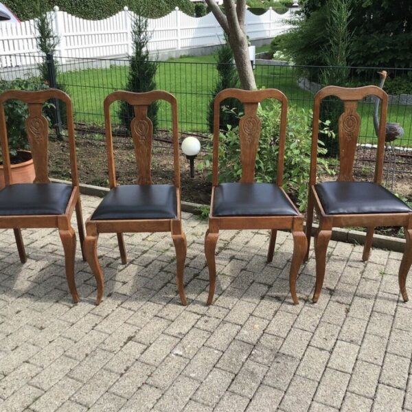 4 antike Stühle, Esszimmerstühle, Stuhl (Antiquität)