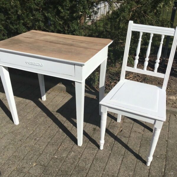 Holztisch mit Stuhl, Kindertisch (Shabby, Landhaus) Holztisch mit Stuhl, Kindertisch (Shabby, Landhaus)