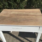 Holztisch mit Stuhl, Kindertisch (Shabby, Landhaus) Holztisch mit Stuhl, Kindertisch (Shabby, Landhaus)