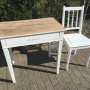 Holztisch mit Stuhl, Kindertisch (Shabby, Landhaus) Holztisch mit Stuhl, Kindertisch (Shabby, Landhaus)