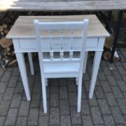 Holztisch mit Stuhl, Kindertisch (Shabby, Landhaus) Holztisch mit Stuhl, Kindertisch (Shabby, Landhaus)