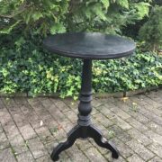 Schwarzer Beistelltisch, Holztisch, Tisch (Antiquität)