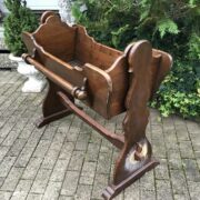 Alte Kinderwiege, Kinderbett, Wiege (Landhausstil)
