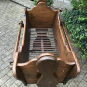 Alte Kinderwiege, Kinderbett, Wiege (Landhausstil)