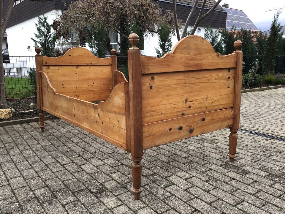 Antikes Holzbett, Bett, Tagesbett (Gründerzeit, Antiquität ...