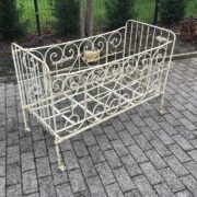 Antikes Eisenbett, Kinderbett (Antiquität, Shabby, Landhausstil)