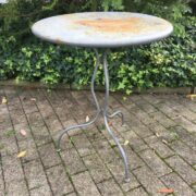 Shabby-Metalltisch, Beistelltisch, Dekotisch für Garten