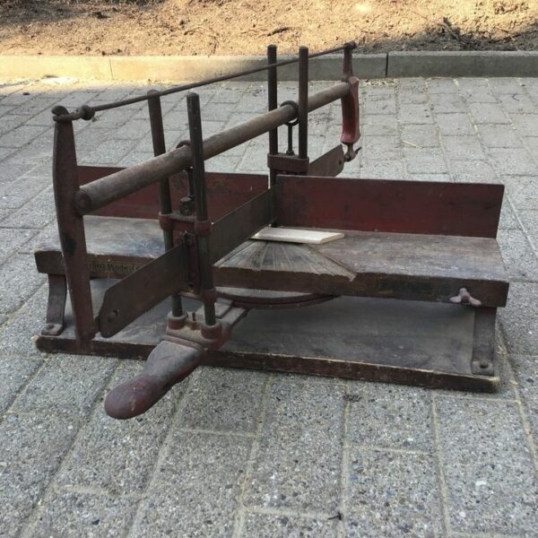 Altes Werkzeug, Gehrungssäge, Säge (Vintage)