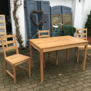 Esstisch & 3 Stühle (Ikea Jokkomok), Esszimmer