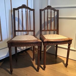 2 antike Holzstühle, Stühle (Antiquität, Vintage)