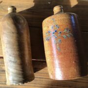 2 antike Wasserflaschen (Antiquität, Dekoration, Ton, Keramik)