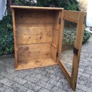 Großes, antikes Holzschränkchen, Wandschrank (Shabby, Landhaus)