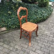 Alter Holzstuhl, Stuhl (Vintage)