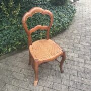 Alter Holzstuhl, Stuhl (Vintage)