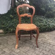 Alter Holzstuhl, Stuhl (Vintage)
