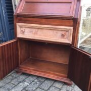 Kleiner Sekretär, Holzschrank (Landhausstil)
