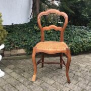 Alter Holzstuhl, Stuhl (Vintage)