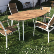 Gartenmöbel Set aus Holz (Ikea): Tisch, 2 Hochlehner, 2 Stühle
