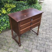 Kleiner Holzschrank, Kommode, Beistelltisch, Schubladenschrank