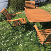 Merxx Schlossgarten, Gartenmöbel, Gartentisch u. 4 Sessel (Top-Zustand)