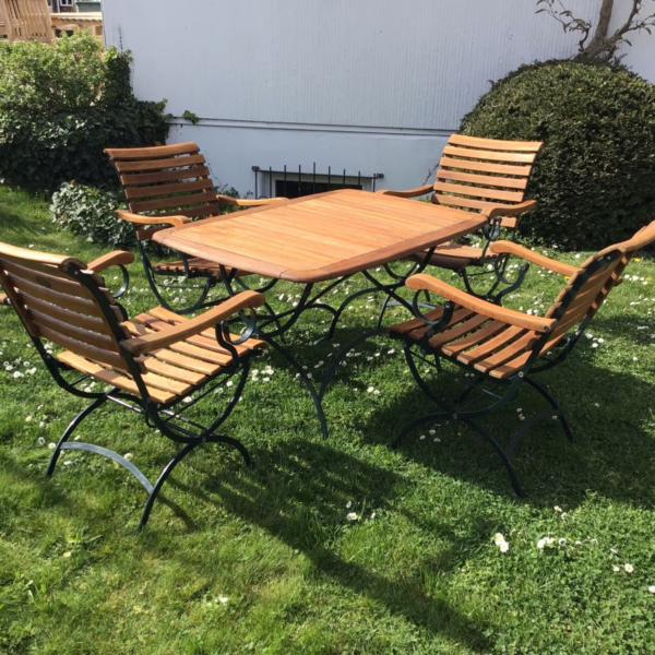 Merxx Schlossgarten, Gartenmöbel, Gartentisch u. 4 Sessel (Top-Zustand)