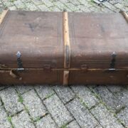 Vintage Überseekoffer, Couchtisch, Holzkoffer (Shabby)