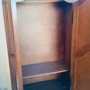 Antiker Garderobenschrank, Kleiderschrank, Schrank, Holzschrank