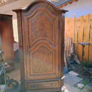 Antiker Garderobenschrank, Kleiderschrank, Schrank, Holzschrank