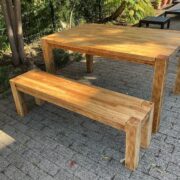 Vollholz: Esstisch mit Sitzbank, Holztisch, Holzbank, Esszimmer