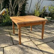 Couchtisch, Holztisch, Beistelltisch (Landhausstil, Vollholz) Couchtisch, Holztisch, Beistelltisch (Landhausstil, Vollholz)