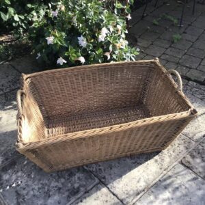 Großer alter Wäschekorb, Weidekorb (Shabby, Landhaus)