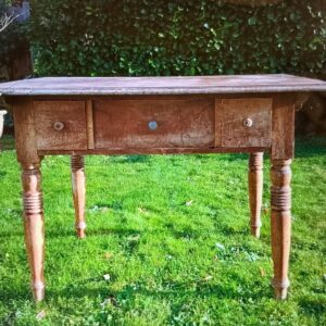 Antiker Esstisch, Holztisch, Bauerntisch (Landhaus, Antiquität, Vintage)