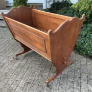 Antike Kinderwiege, Kinderbett, Wiege, Puppenwiege (Antiquität)