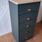 Schubladenkommode, Kommode, Holzschrank (Industrie-Design) Schubladenkommode, Kommode, Holzschrank (Industrie-Design)