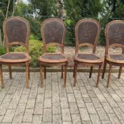 4 antike Stühle, Holzstühle mit Lederbezug (Antiquität)