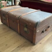 Antiker Überseekoffer, Couchtisch, Koffer (Antiquität, Vintage) Antiker Überseekoffer, Couchtisch, Koffer (Antiquität, Vintage)