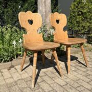 2 Vintage Holzstühle, Vollholzstuhl (Landhausstil) 2 Vintage Holzstühle, Vollholzstuhl (Landhausstil)