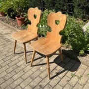 2 Vintage Holzstühle, Vollholzstuhl (Landhausstil) 2 Vintage Holzstühle, Vollholzstuhl (Landhausstil)